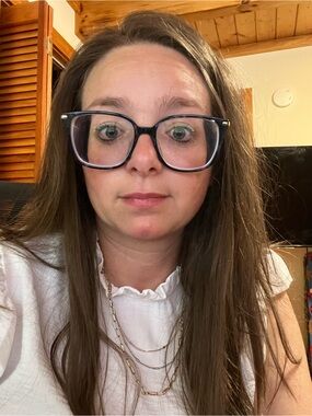 Meet your Posher, Meagan